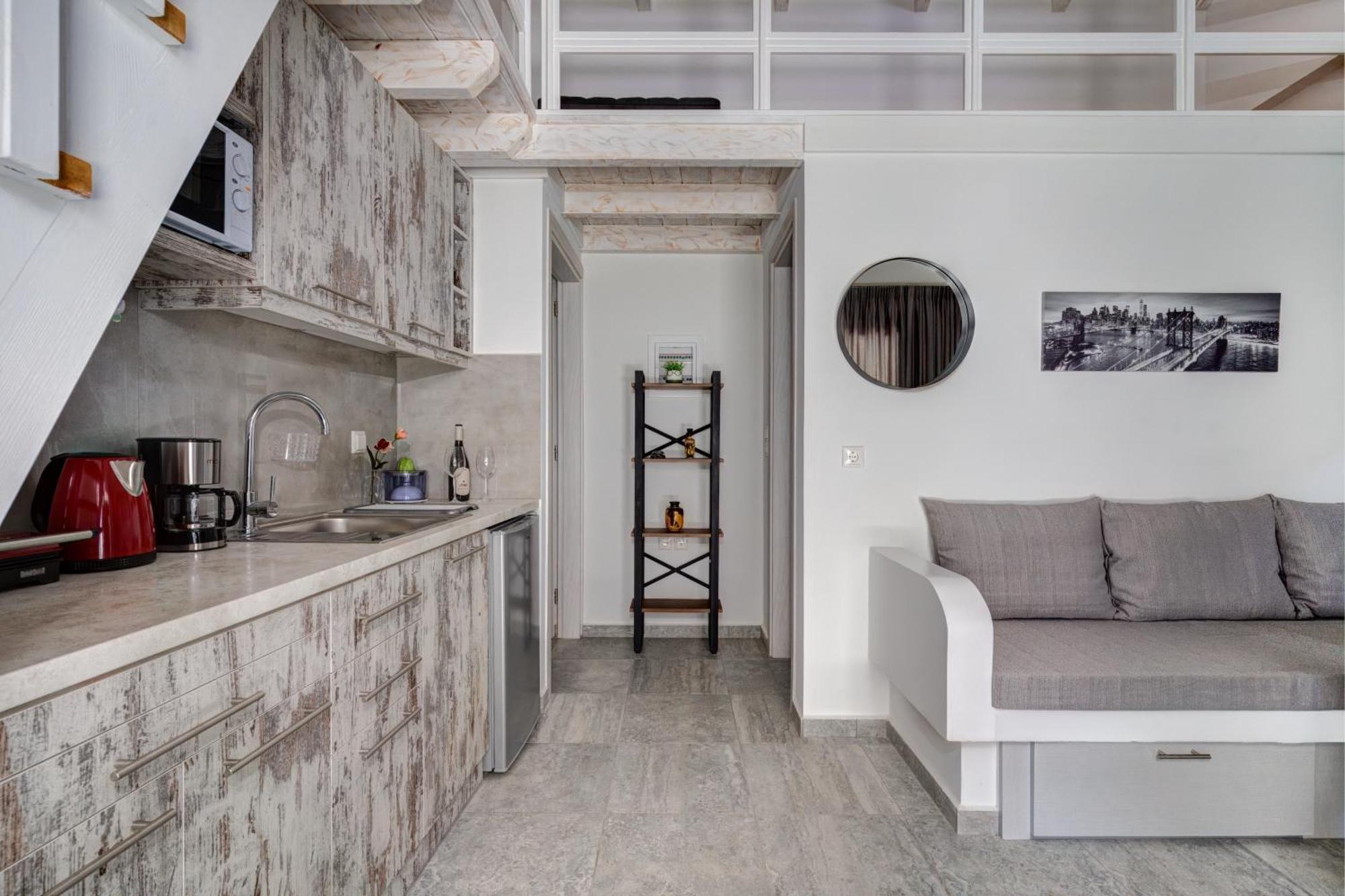 Molos Beachfront Apartments In Диакоптон Экстерьер фото